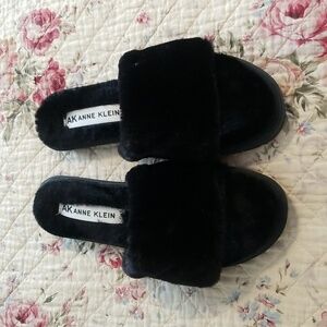 Anne Klein Faux Fur Slippers/Slides/Lounge Shoes